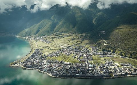 泸沽湖旅游路线哪些好,泸沽湖旅游路线价格