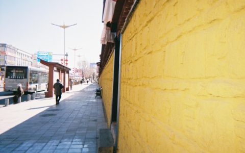 到拉萨旅游费用大概是多少啊,去拉萨旅游需要多少钱 拉萨旅游费用大盘点