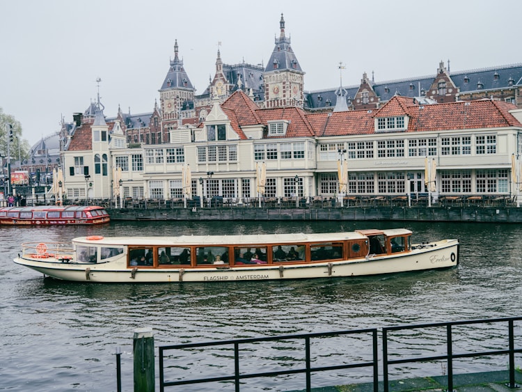 旅游美景作文,旅游美景插图