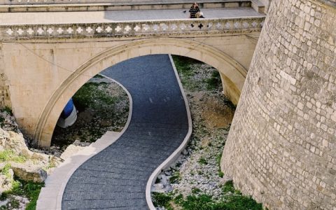 7月适合带孩子去哪儿旅游,7月适合带孩子去的旅游地方有哪些推荐