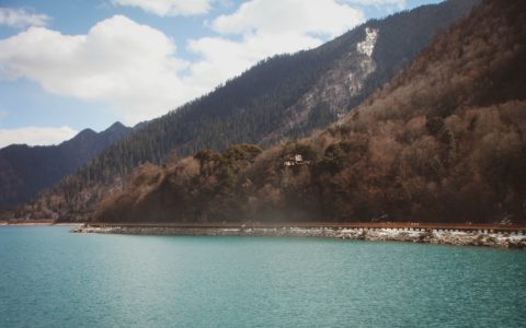 川藏线旅游攻略线路,川藏线旅游攻略怎么
