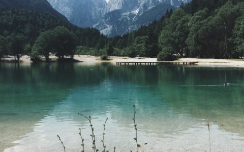 天定山旅游车,天定山好玩吗