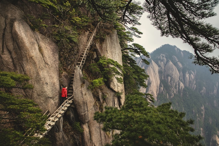 黄山旅游旺季和淡季是几月份,黄山旅游淡季是几月份到几月份插图