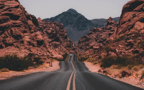 双肩旅行包推荐,双肩旅行包旅游背包