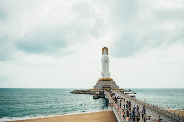 三亚旅游必去的景点,三亚旅游必备物品清单插图2