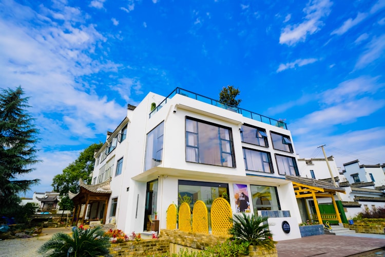 杭州旅游住酒店还是民宿,杭州旅游民宿住哪里比较好插图