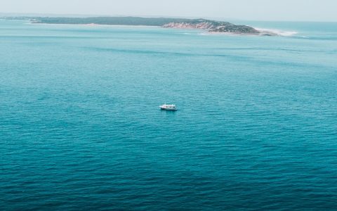 8月份适合海边旅游的地方,中国适合海边旅游的地方