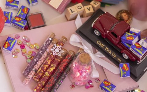 女主角当导游的后来相恋,和男的去旅游要注意什么