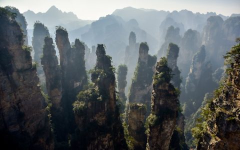 几月去张家界旅游最好玩,几月去张家界旅游最好