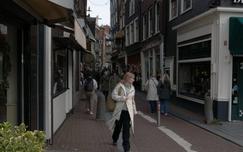 江苏旅游城市,离呼市比较近的旅游城市