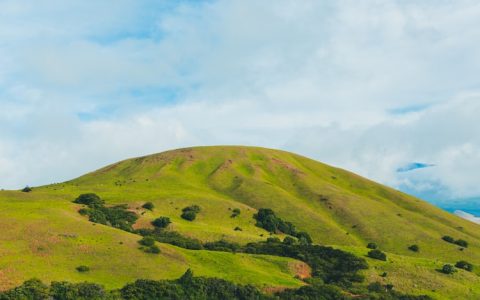珠日河草原要门票吗,珠日河草原在哪里